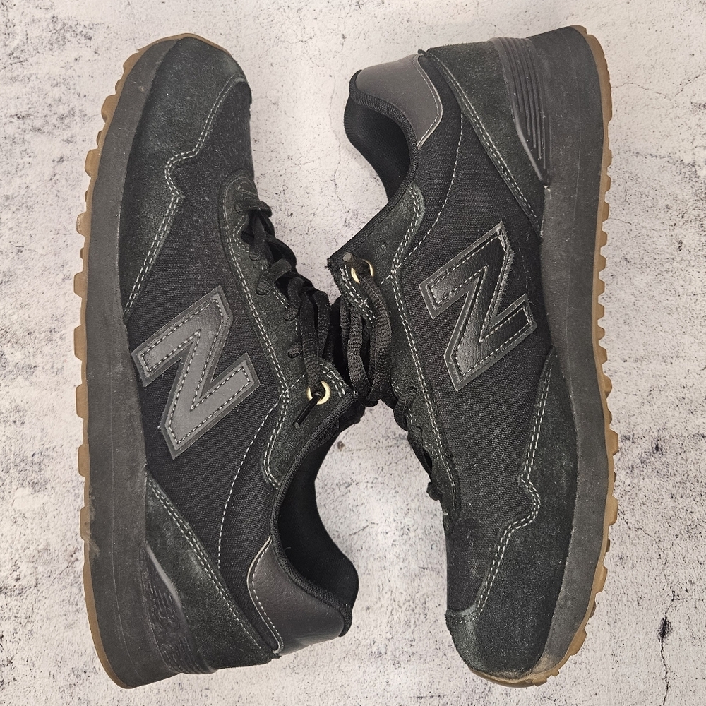 New Balance 515 Black Gum Jogging Walking Sneaker / Mens Size 10.5
